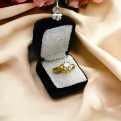 Cody Foster Glass Engagement Ring In Black Box Ornament< Fashion