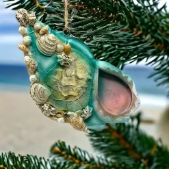 Coral Reef Conch Shell Ornament< Clearance