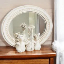 Critter Friends with Glasses Mirror Décor< Hot