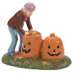 - Halloween Village - Scary Clean Up<Department 56 Best