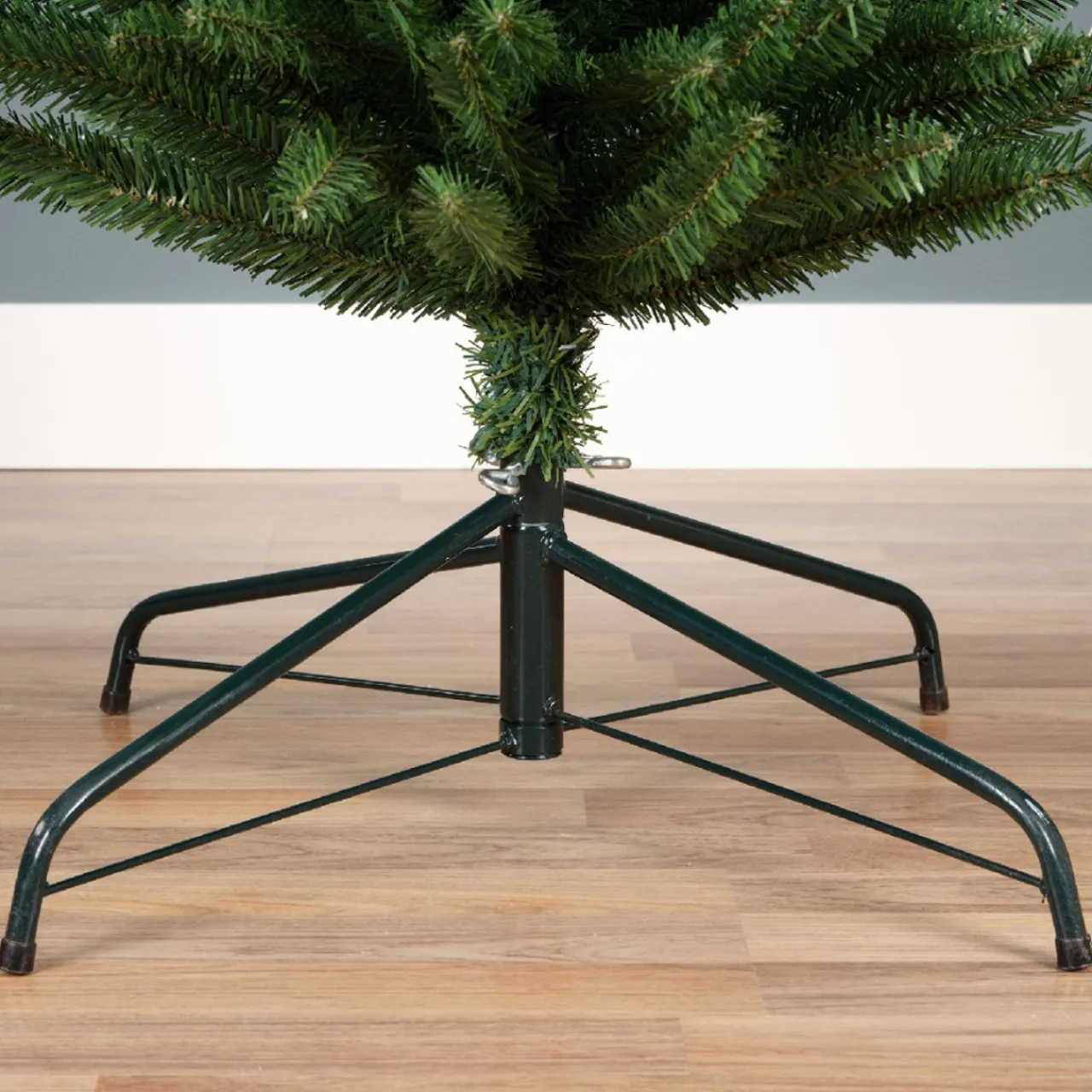 Everlands 9 Foot Unlit Pencil Pine Tree< Best