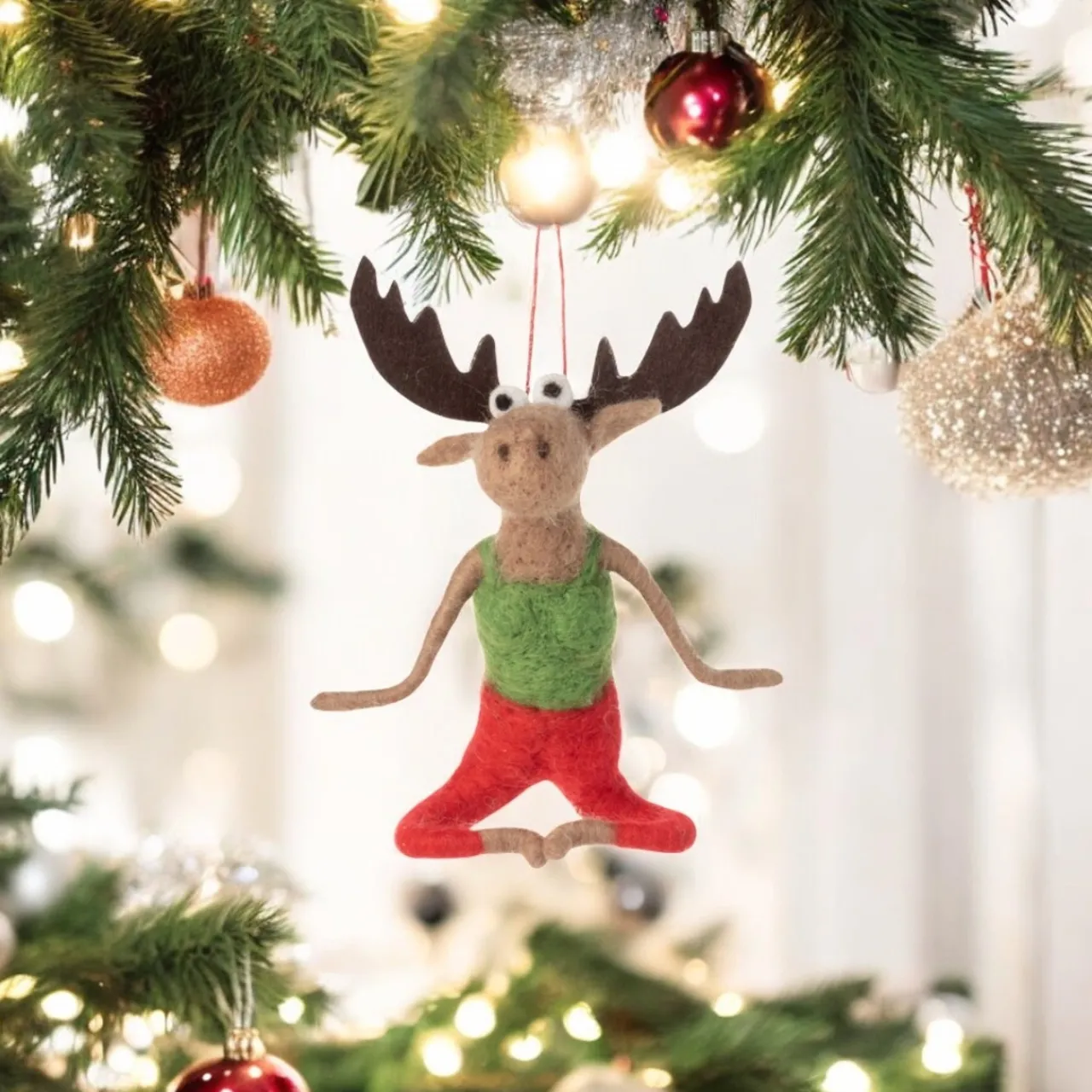 Felt Moose Yoga Pose Ornament in Green Top< Discount