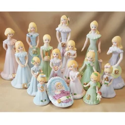 Growing Up Girls -- Blonde Age 9 - The Christmas Loft< New