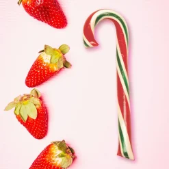 Hammond's Candies Strawberry Candy Cane< Clearance