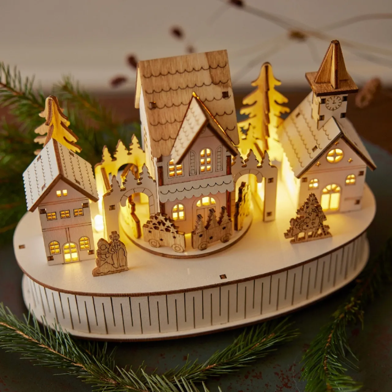 LED Wood Village Scene With Music And Motion<Lumineo Outlet