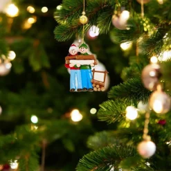 Log Couple Personalized Ornament< Hot