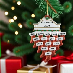 Mantle Family of 15 Personalized Ornament< Best