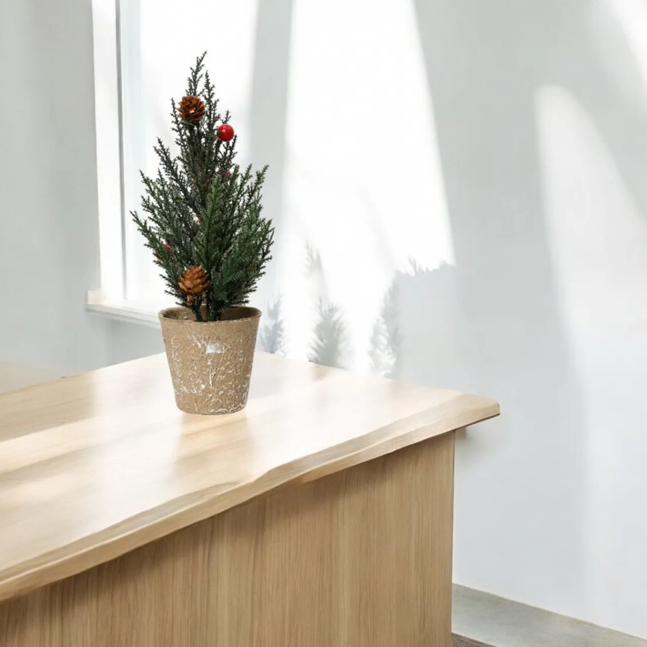 Mini Decorated Potted Tree< Sale