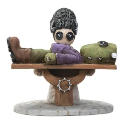 Pinhead Monsters Giving Life Frankenstein And Bride Figurine< New