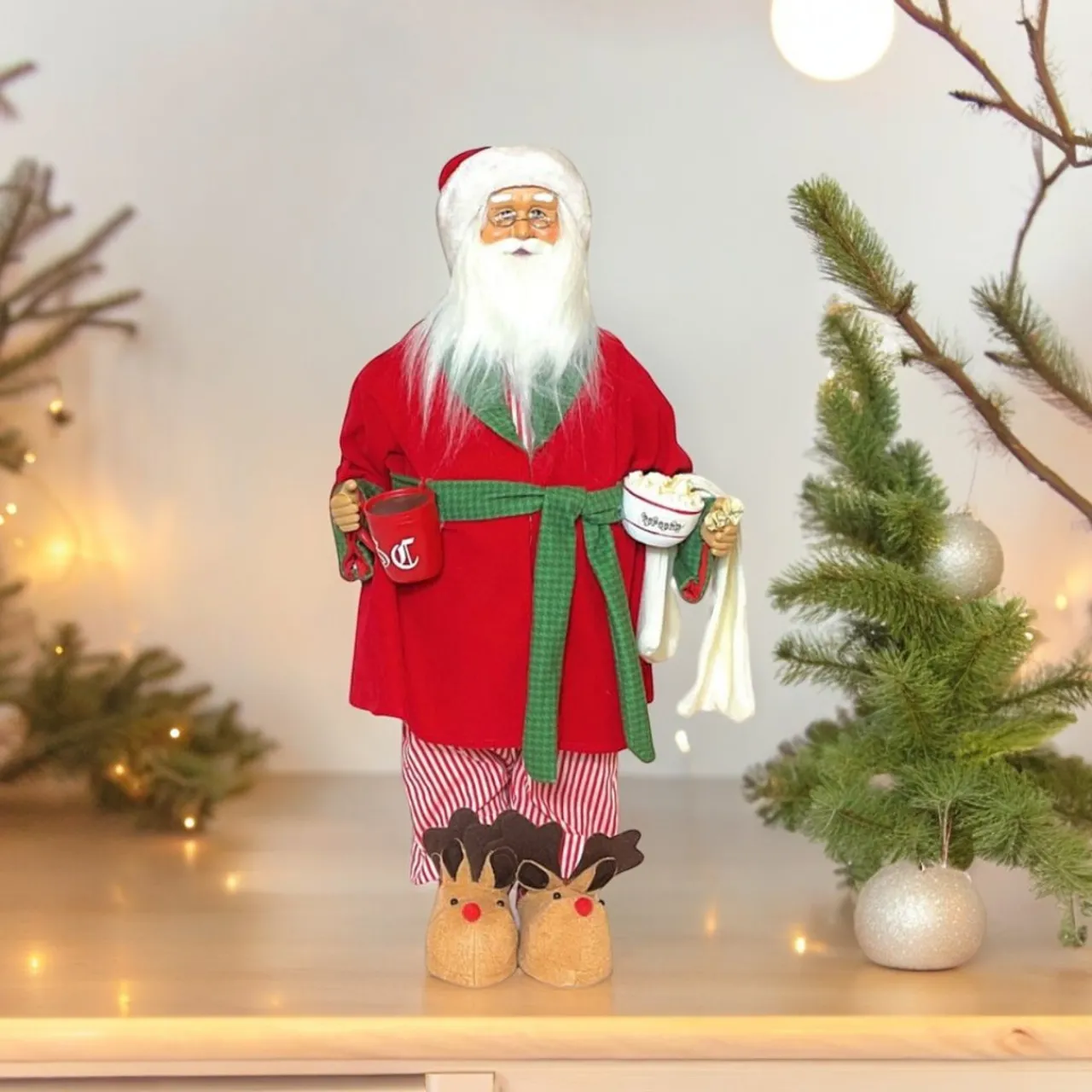 Santa in Robe< Clearance