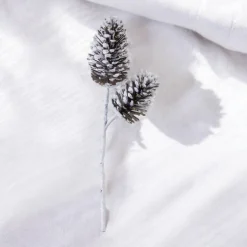 Snow-Tipped Pine Cone Spray< Fashion