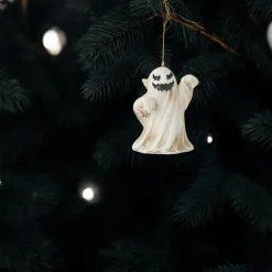 Spooky Ghost Ornament< Fashion
