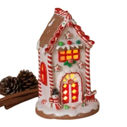 White Claydough House< New