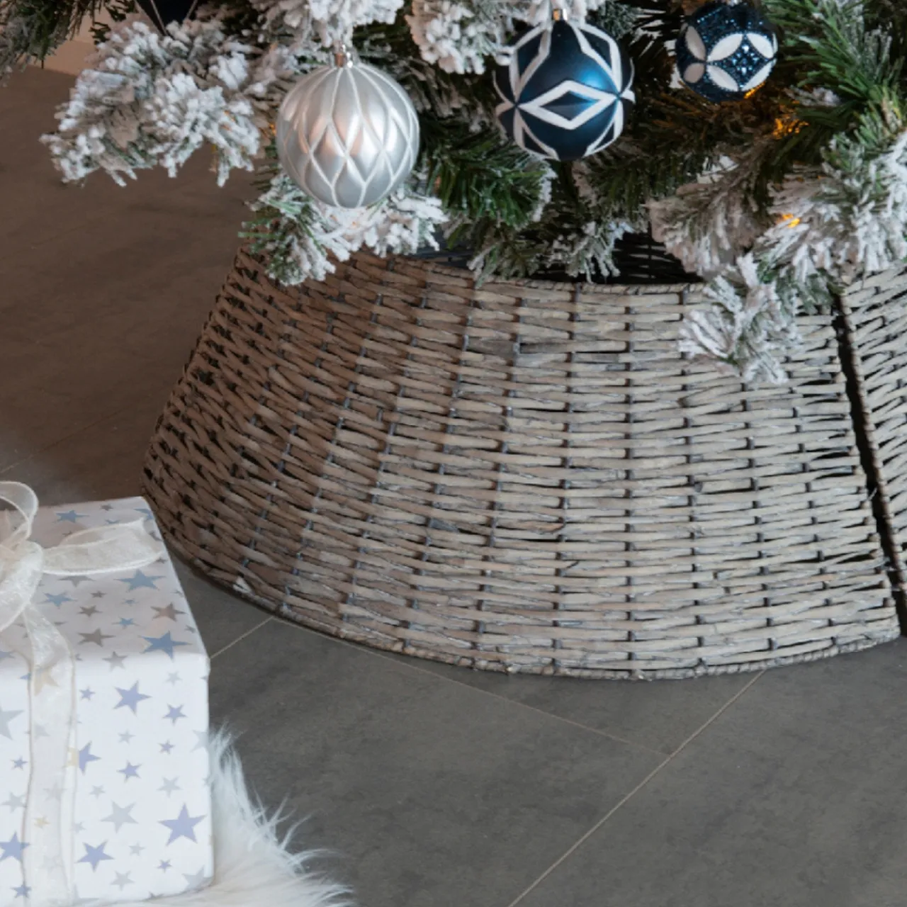 Willow Tree Christmas Tree Ring< Online