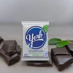 York Dark Chocolate Peppermint Patty< Fashion